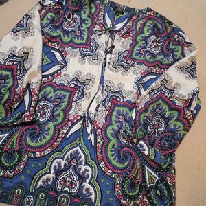 Talbots Womens Top 12 Blue White Silk Paisley V Neck Quarter Sleeve Polished